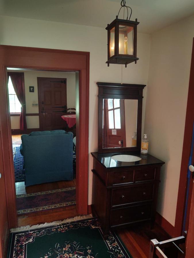 1805 House Bed & Breakfast Hollowville Екстер'єр фото