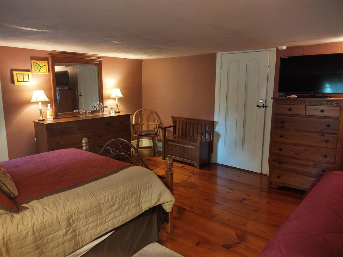 1805 House Bed & Breakfast Hollowville Екстер'єр фото